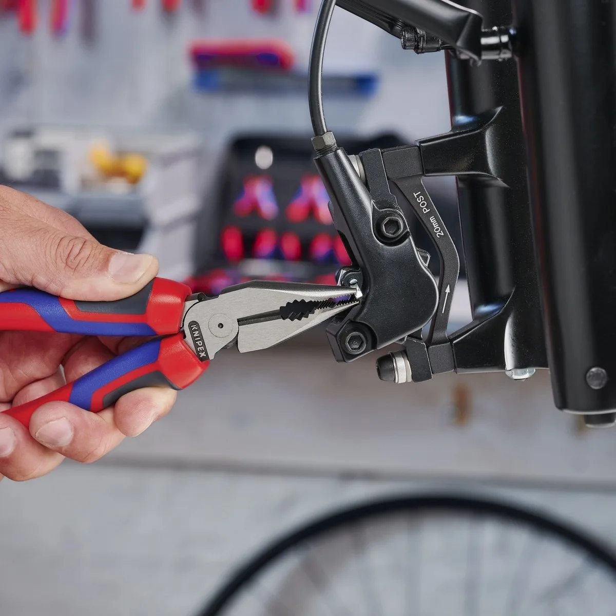 Kìm răng đa năng đầu nhọn KNIPEX 08 22 185
