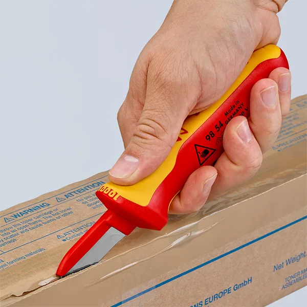 Knipex 98 54 có lưỡi 50 mm thép tôi dầu, phù hợp rọc lớp cách điện PVC và cao su.