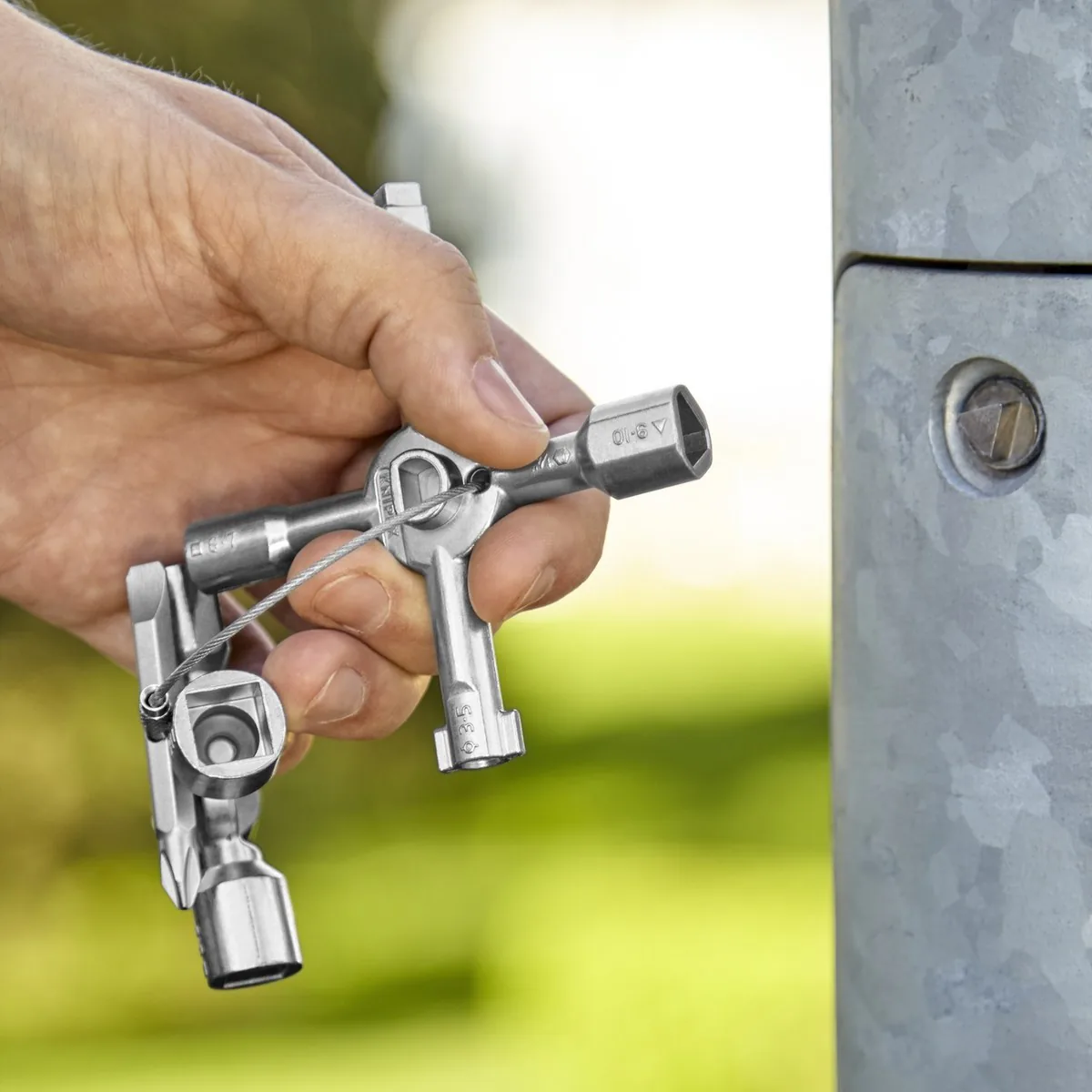 KNIPEX 00 11 01 TwinKey® Control Cabinet Key 92 mm thumbnail 2