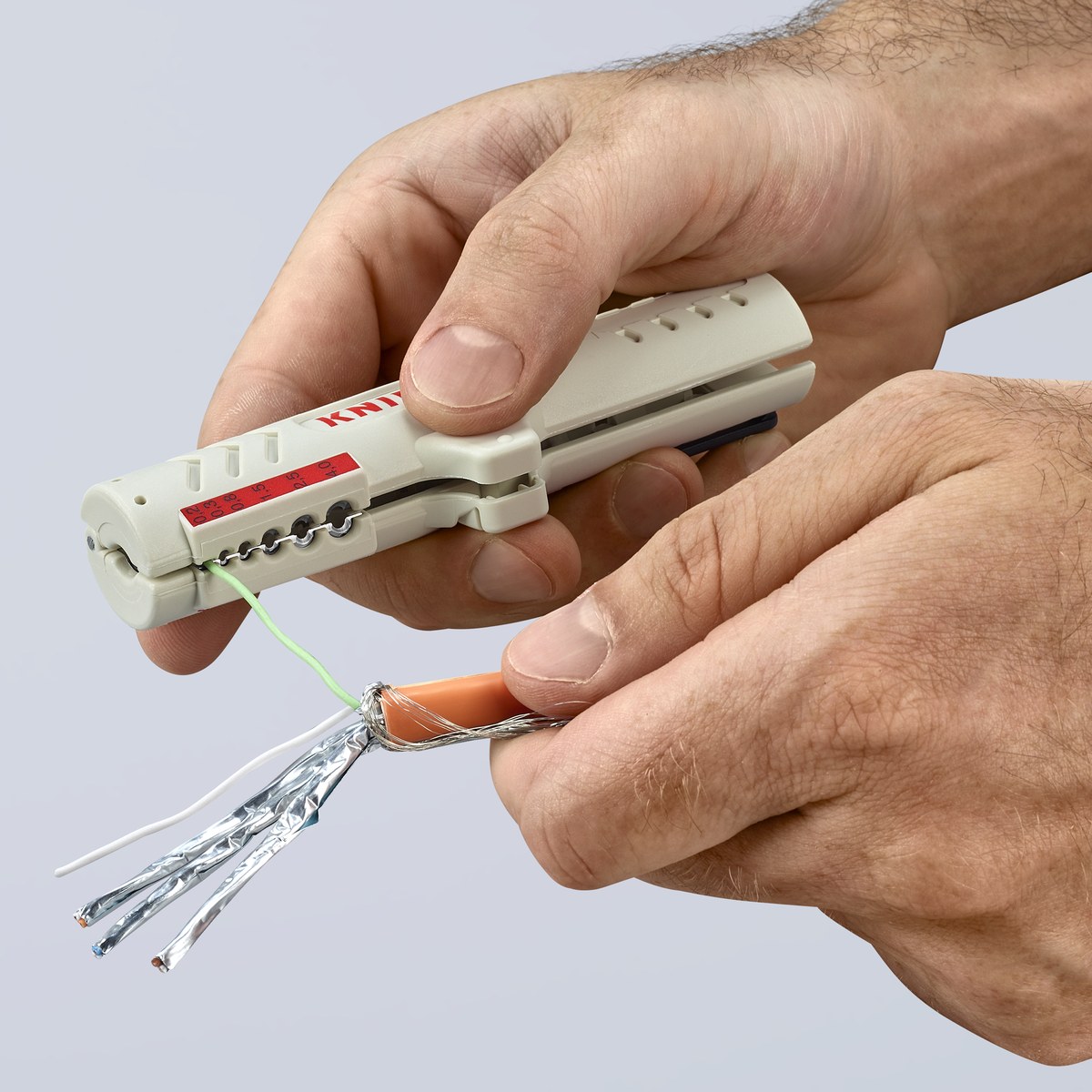 Dụng cụ tuốt dây KNIPEX 16 65 125 SB, dài 125mm thumbnail 5