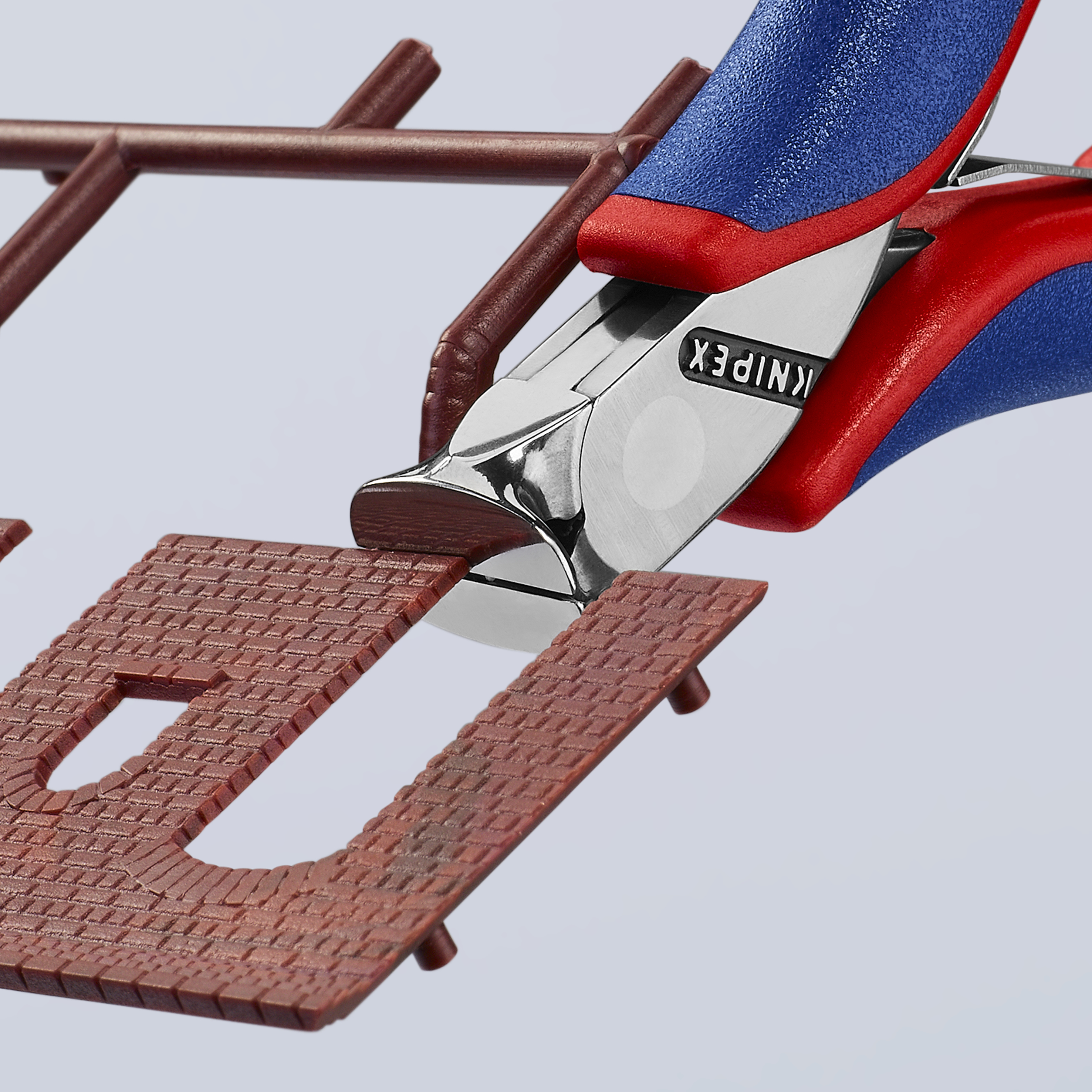 KNIPEX 64 12 115 ESD Electronics End Cutting Nippers ESD 115 mm with multi-component handles mirror polished thumbnail 7