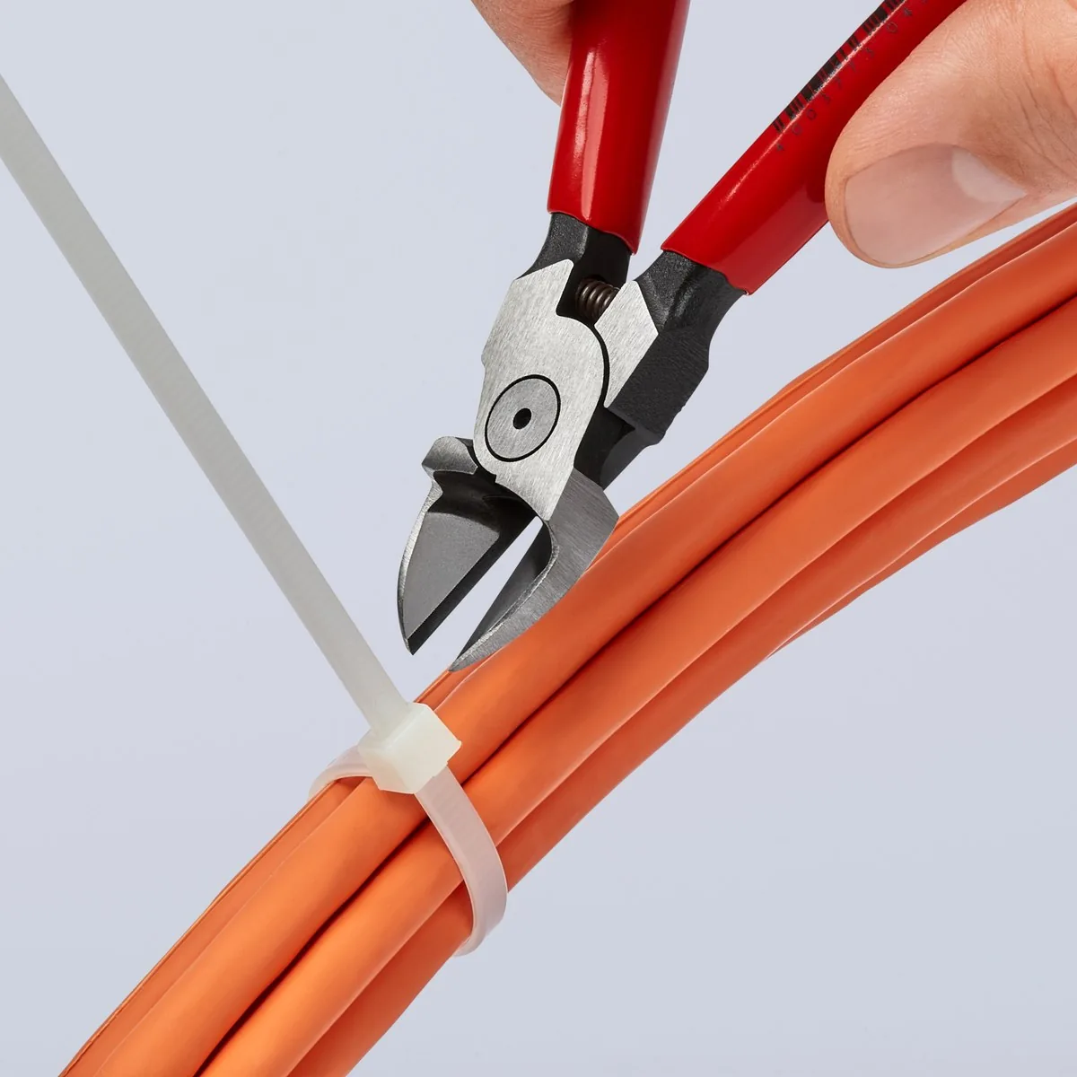 KNIPEX 72 01 140 Diagonal Cutters for plastics 140 mm with plastic coating polished thumbnail 8