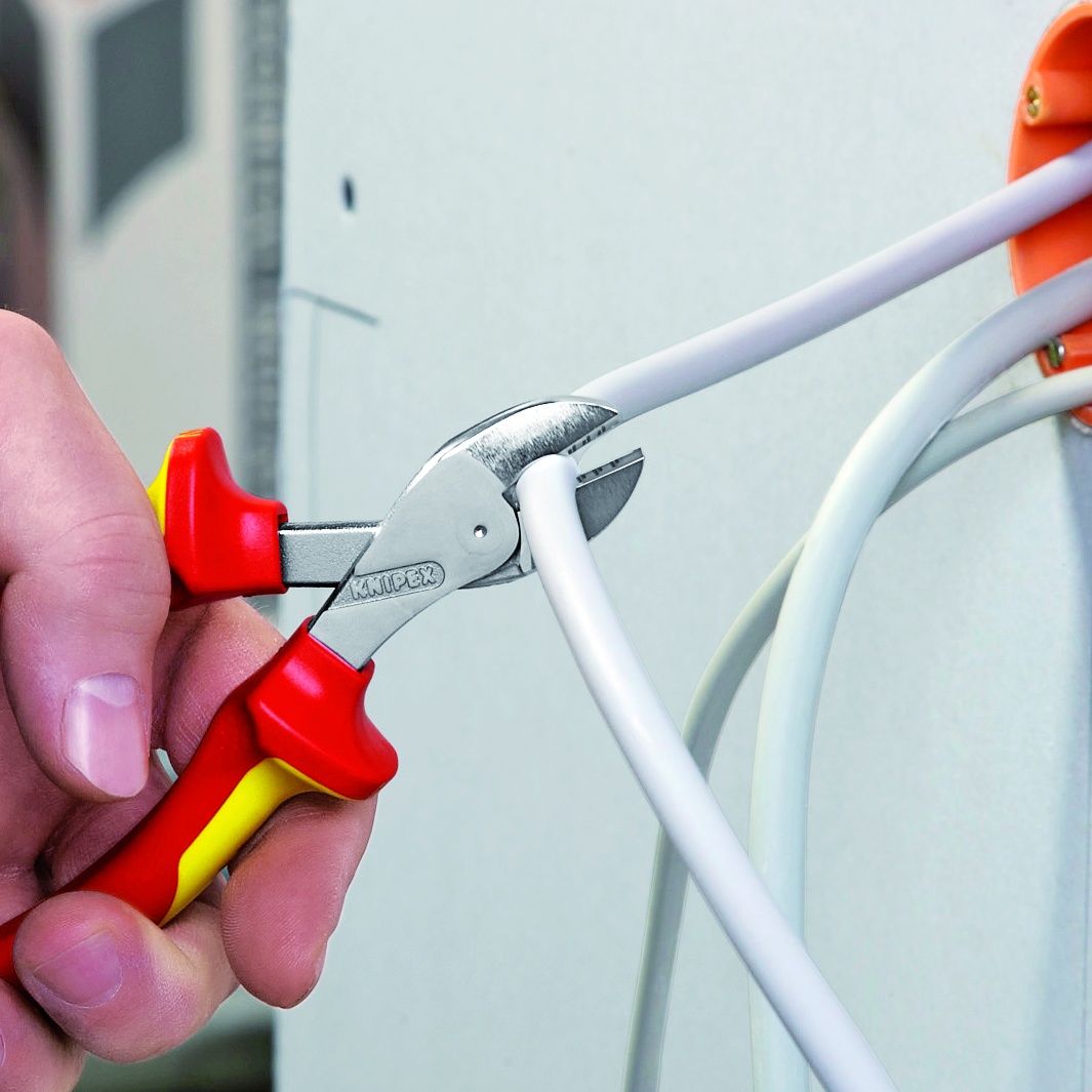 KNIPEX 73 06 160 SB X-Cut® Compact Diagonal Cutter high lever transmission 160 mm chrome-plated insulated with multi-component grips, VDE-tested chrome-plated thumbnail 5