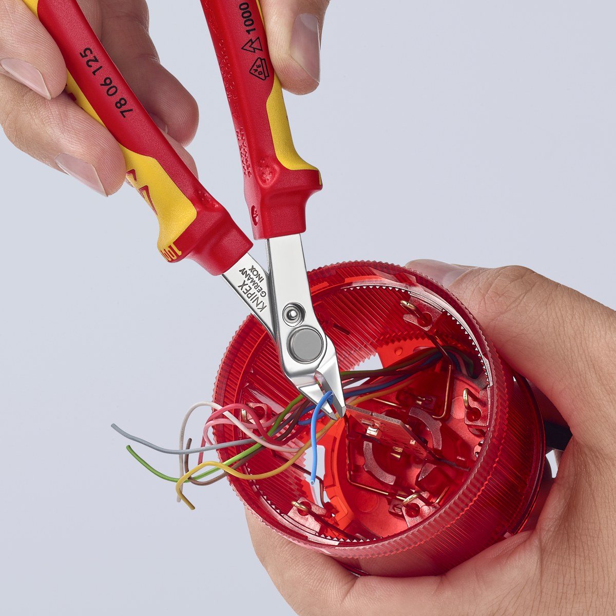 Kìm cắt chân linh kiện sát mép Super Knips KNIPEX 78 06 125 SB, dài 125mm thumbnail 8