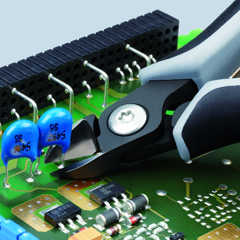 KNIPEX 79 02 125 ESDSB Precision Electronics Side Cutter ESD 125 mm burnished with multi-component handles polished thumbnail 3