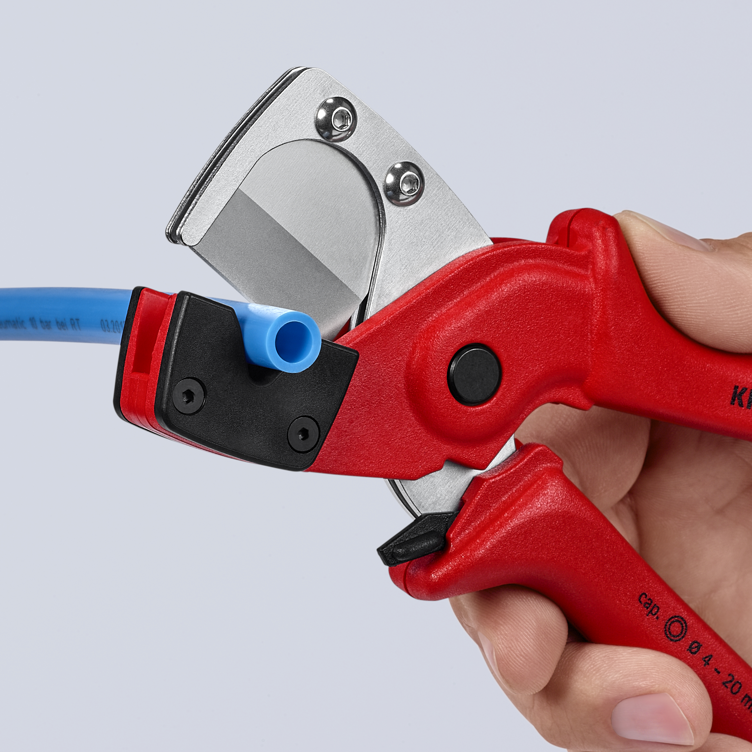 KNIPEX 90 10 185 SB Pipe cutter for multilayer and pneumatic hoses 185 mm glass fibre reinforced plastic handles thumbnail 4