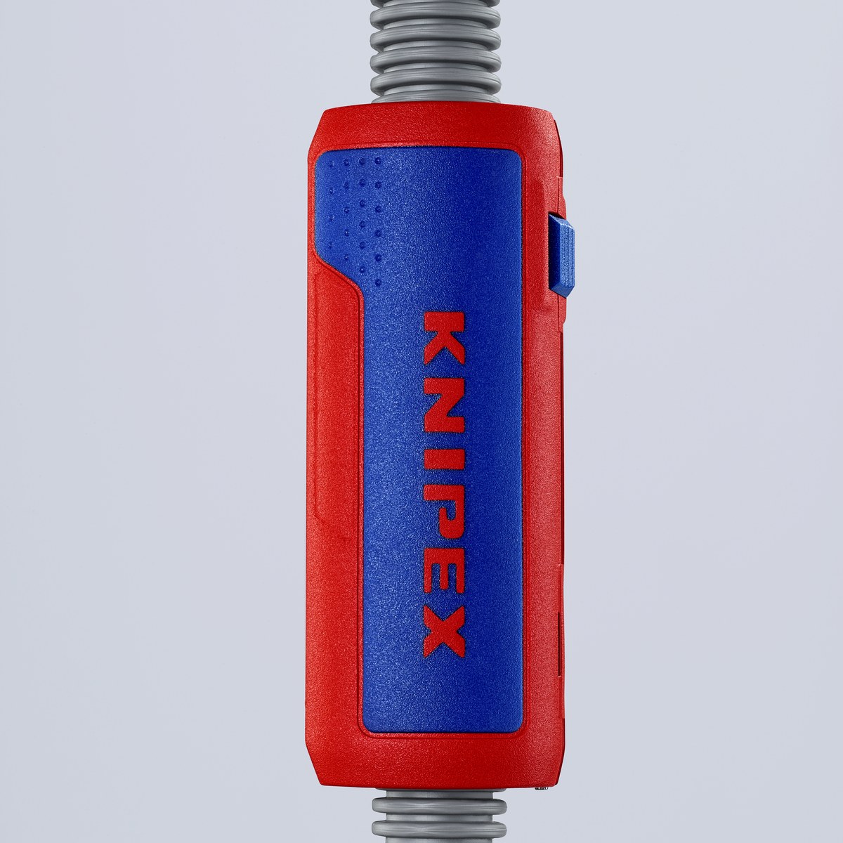 Dụng cụ cắt ống nhựa ruột gà 1/2 inch corrugated KNIPEX 90 22 01 SB đường kính từ Ø13 đến Ø32mm thumbnail 4