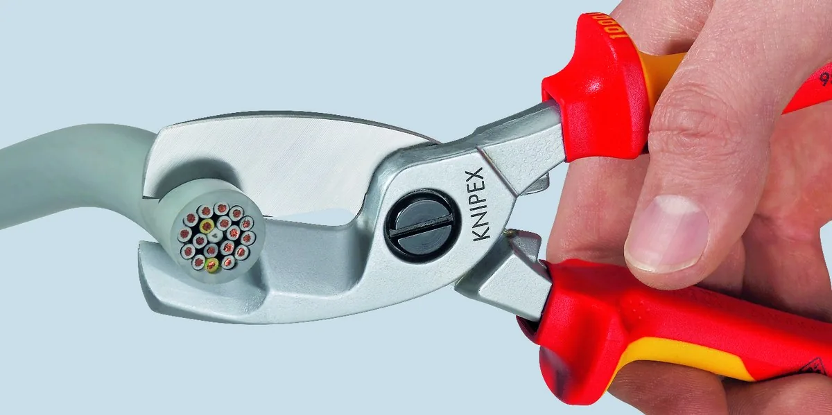 KNIPEX 95 16 200 Cable Shears with twin cutting edge 200 mm chrome-plated insulated with multi-component grips, VDE-tested thumbnail 5
