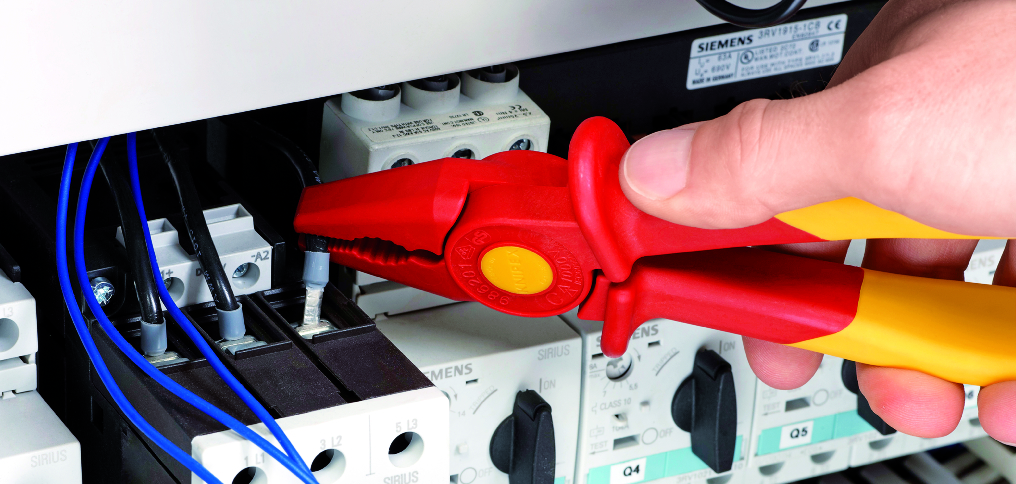 KNIPEX 98 62 01 Plastic Flat Nose Pliers insulating 180 mm plastic with soft plastic zone for better grip thumbnail 2