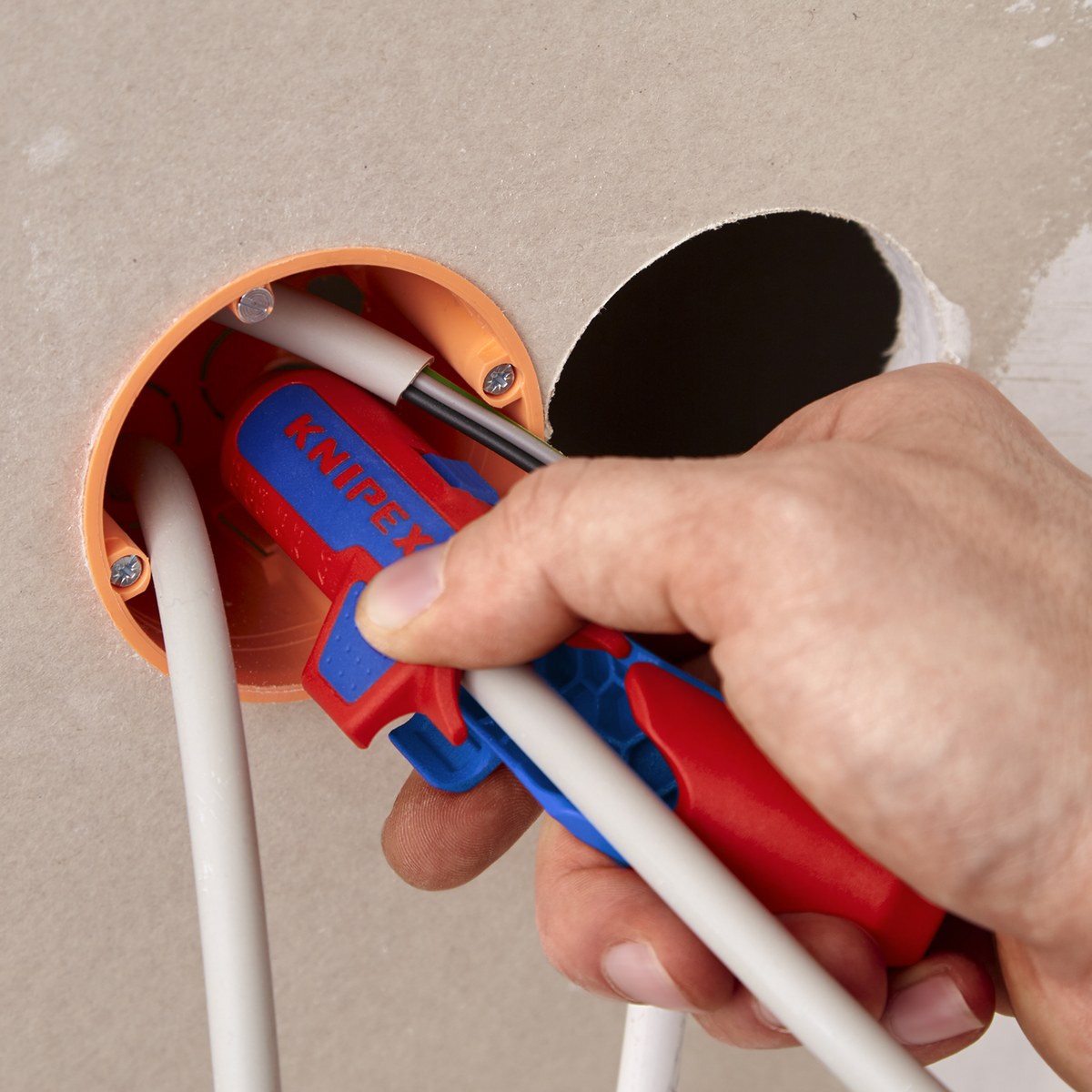 Bộ dụng cụ KNIPEX 00 31 31 V01 SB, chính hãng CHLB Đức thumbnail 3