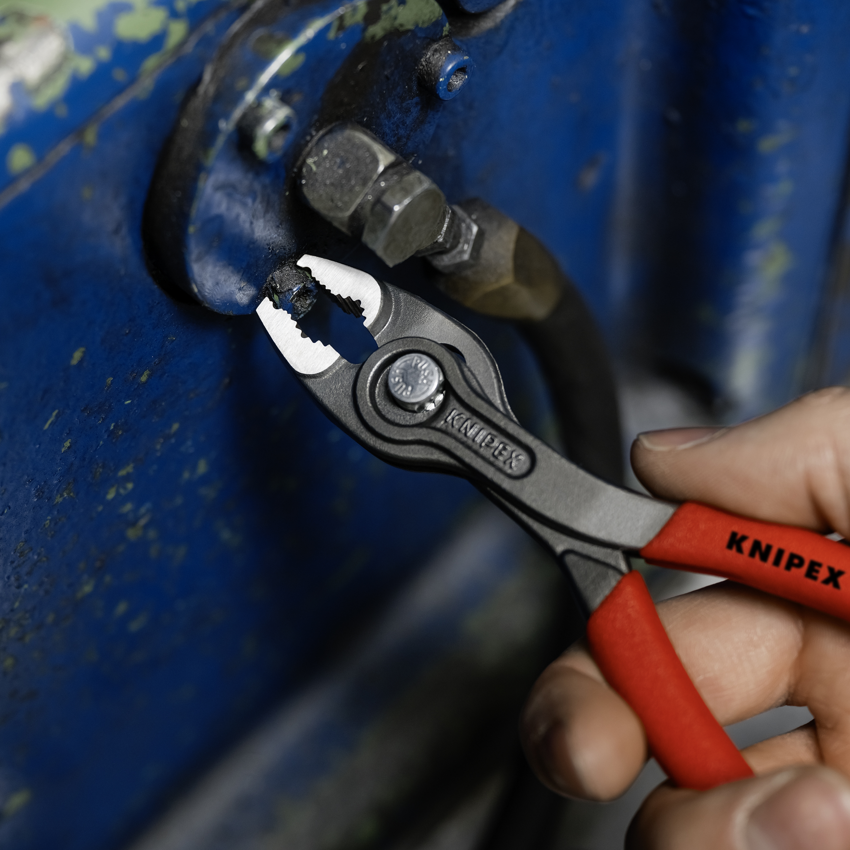 KNIPEX 82 01 150 SB TwinGrip Front and side gripping pliers 150 mm grey atramentized with non-slip plastic coating polished thumbnail 6