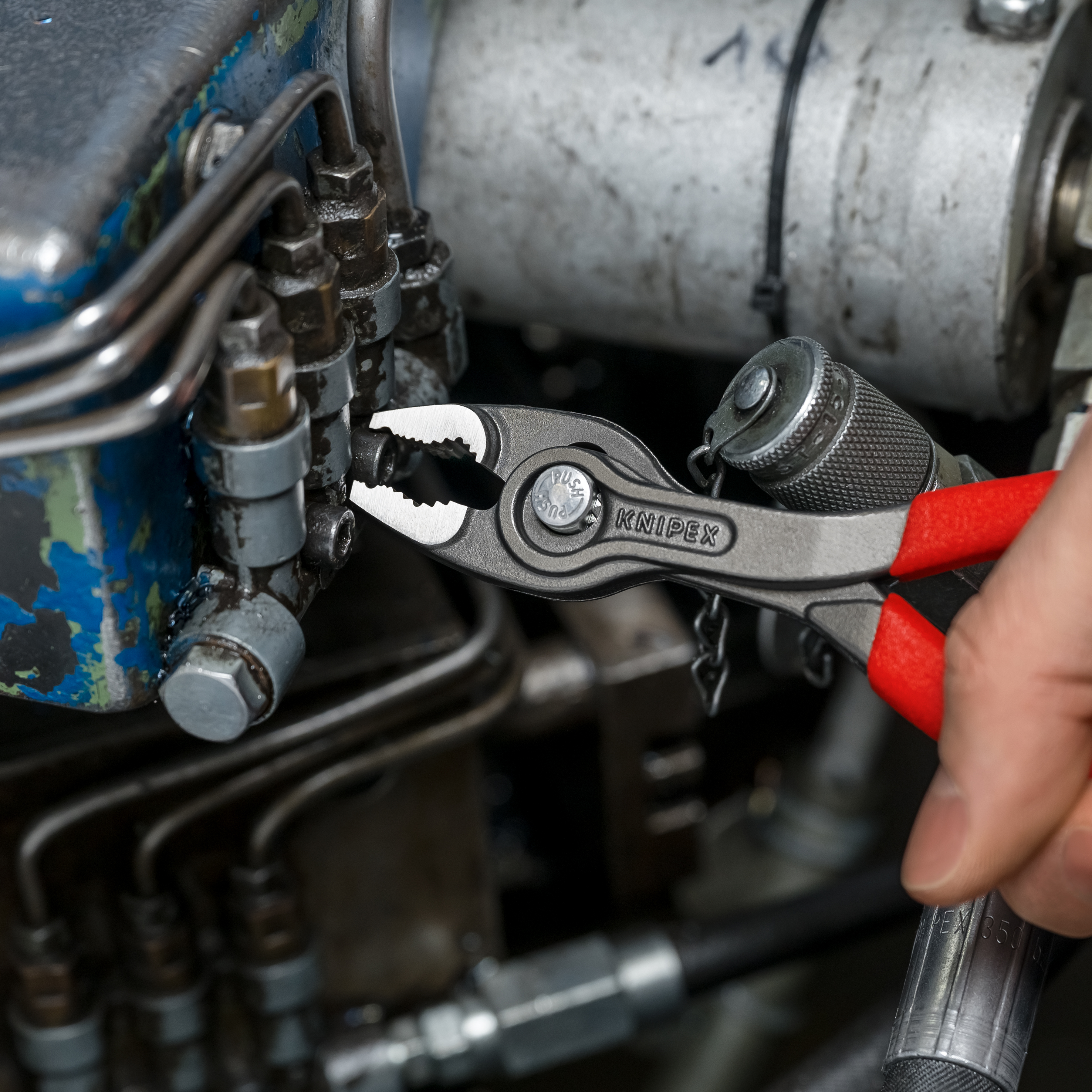 KNIPEX 82 01 150 SB TwinGrip Front and side gripping pliers 150 mm grey atramentized with non-slip plastic coating polished thumbnail 7