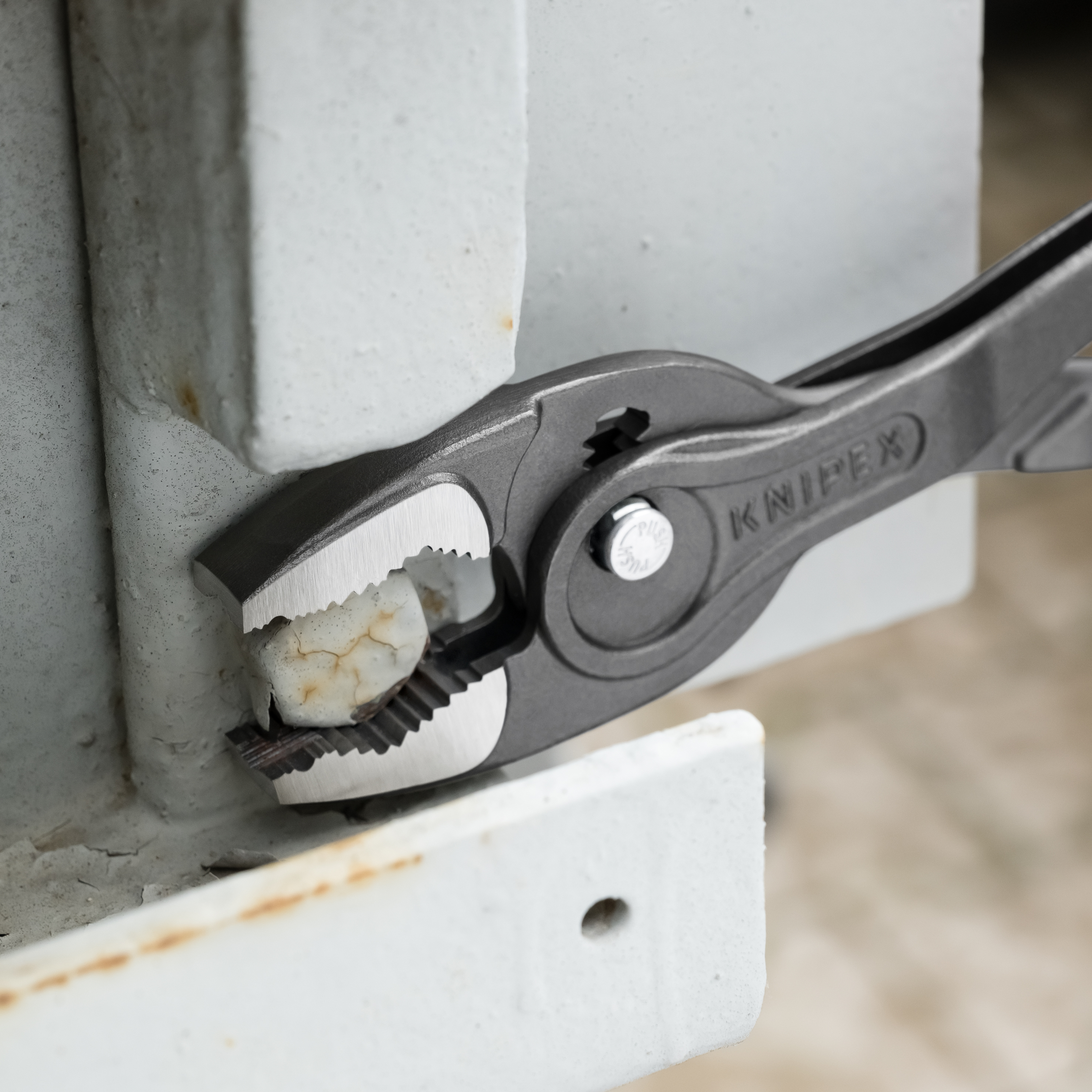 KNIPEX 82 01 250 TwinGrip Front and side gripping pliers 250 mm grey atramentized with non-slip plastic coating polished thumbnail 7