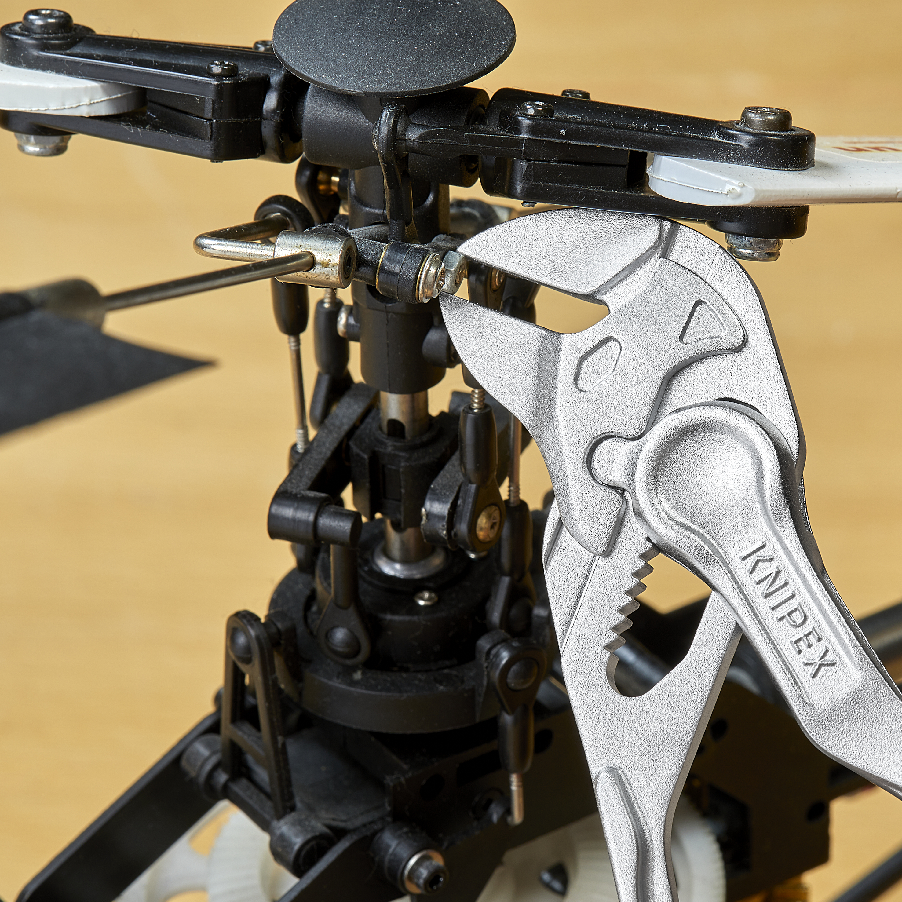 KNIPEX 86 04 100 BK Pliers Wrench XS pliers and a wrench in a single tool 100 mm chrome-plated embossed, rough surface chrome-plated thumbnail 7