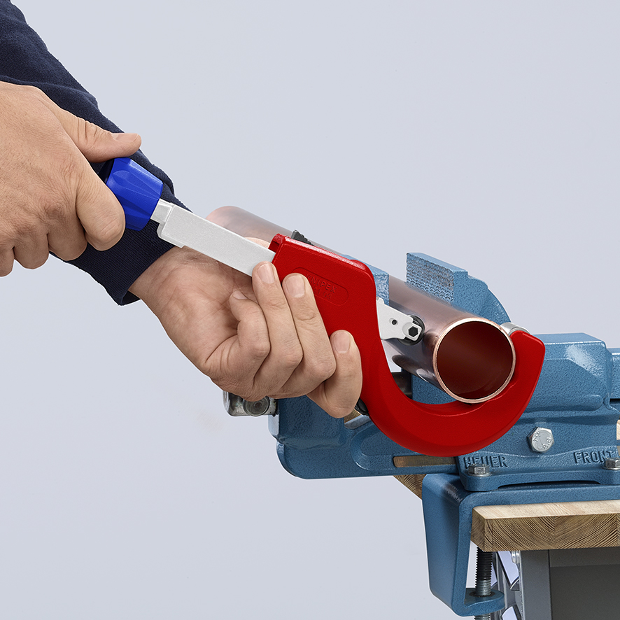 KNIPEX 90 31 03 E01 Spare deburring tool for 90 31 03 thumbnail 8