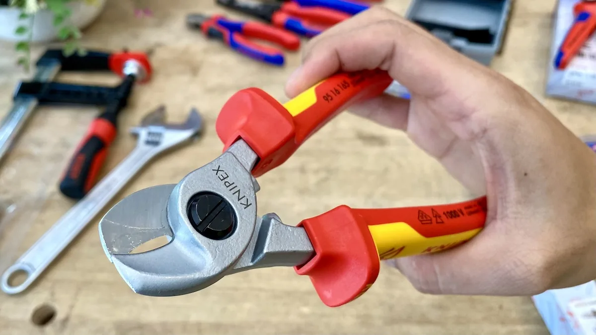 keo cat cap KNIPEX 95 16 165 2
