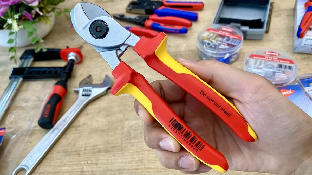 keo cat cap KNIPEX 95 16 165 3