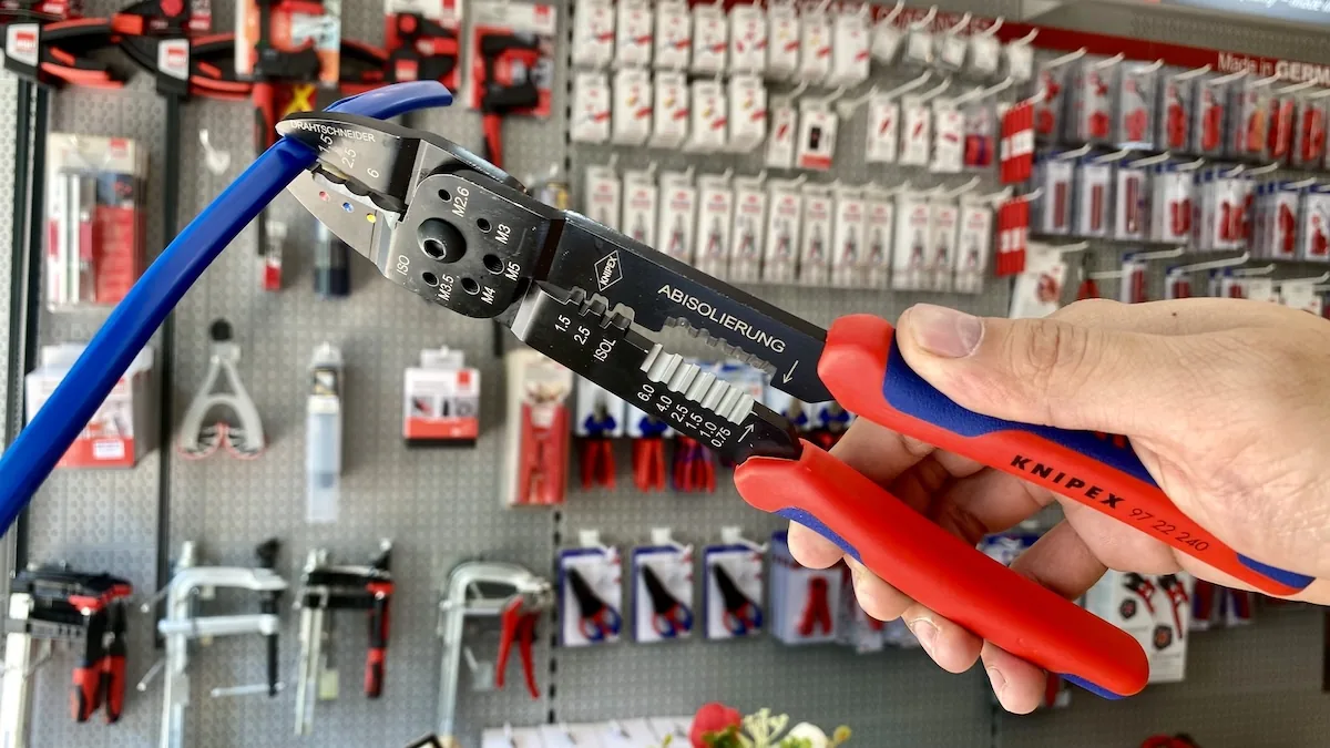 kim bam cos KNIPEX 97 22 240 7