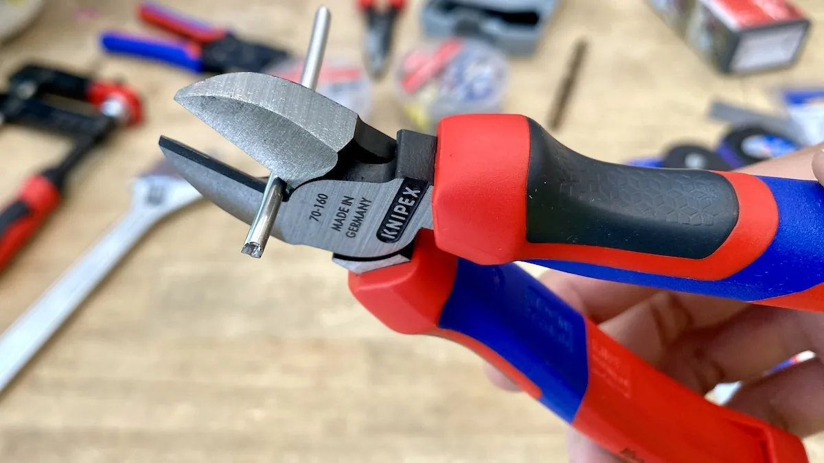 kim cat canh Knipex 70 02 160 4