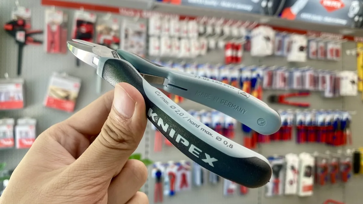 kim cat dien tu KNIPEX 77 02 130 ESD 5