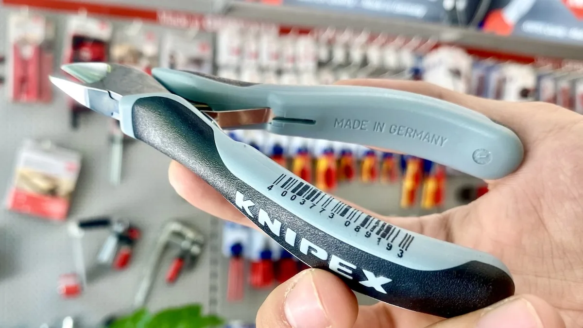 kim cat dien tu KNIPEX 77 32 130 ESD 2