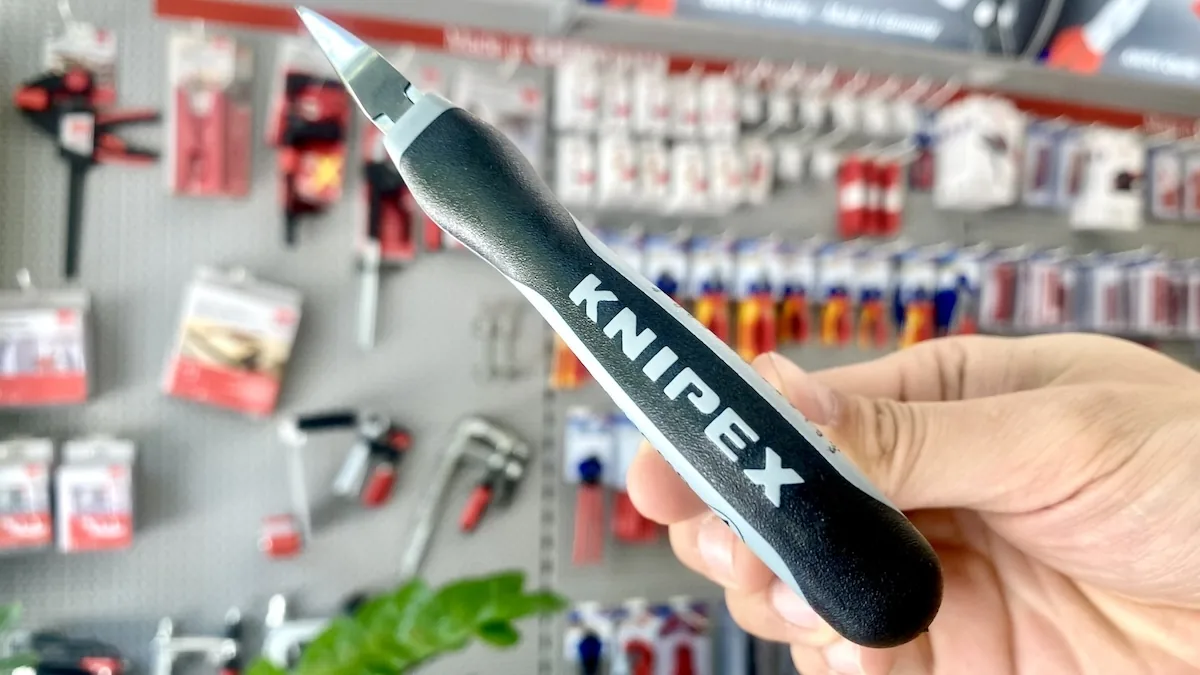 kim cat dien tu KNIPEX 77 32 130 ESD 5