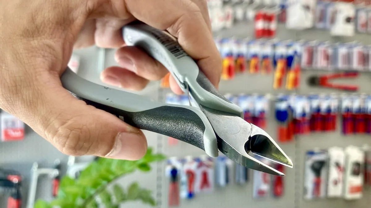 kim cat dien tu KNIPEX 77 42 130 ESD 5