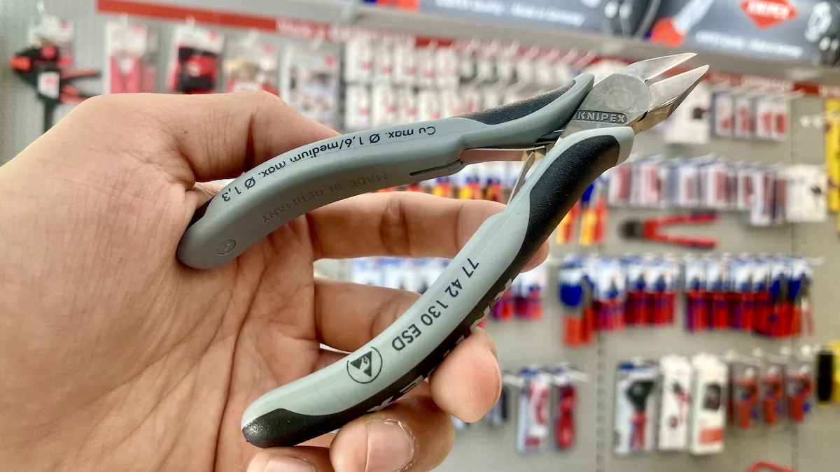 kim cat dien tu KNIPEX 77 42 130 ESD 6