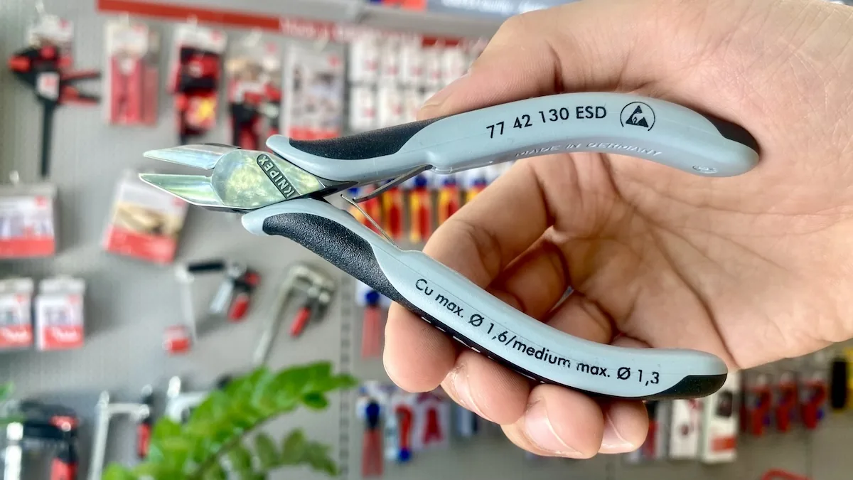 kim cat dien tu KNIPEX 77 42 130 ESD 7