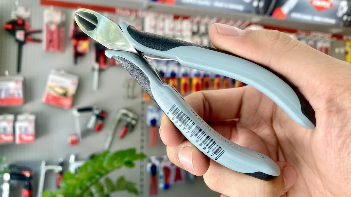 kim cat linh kien Knipex 77 82 130 ESD 3