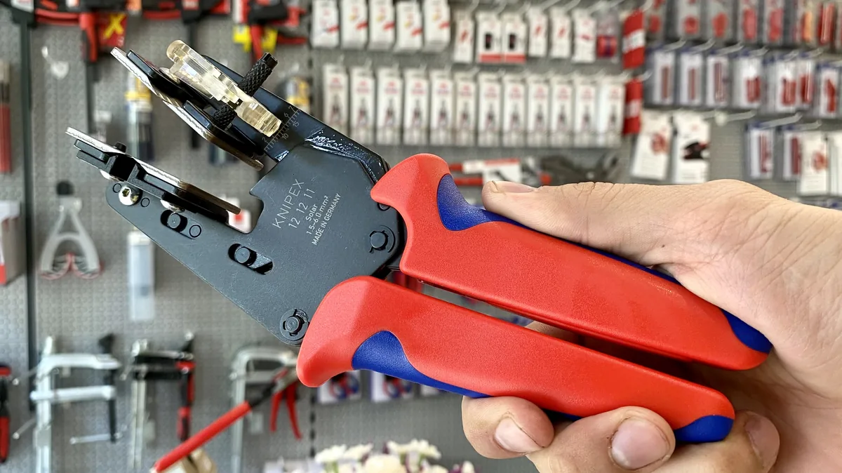 kim tuot day dien mat troi KNIPEX 12 12 11 4
