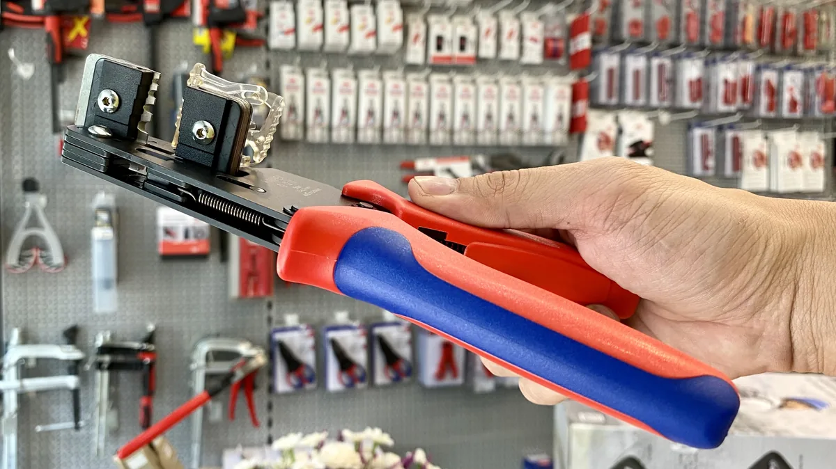 kim tuot day dien mat troi KNIPEX 12 12 11 5