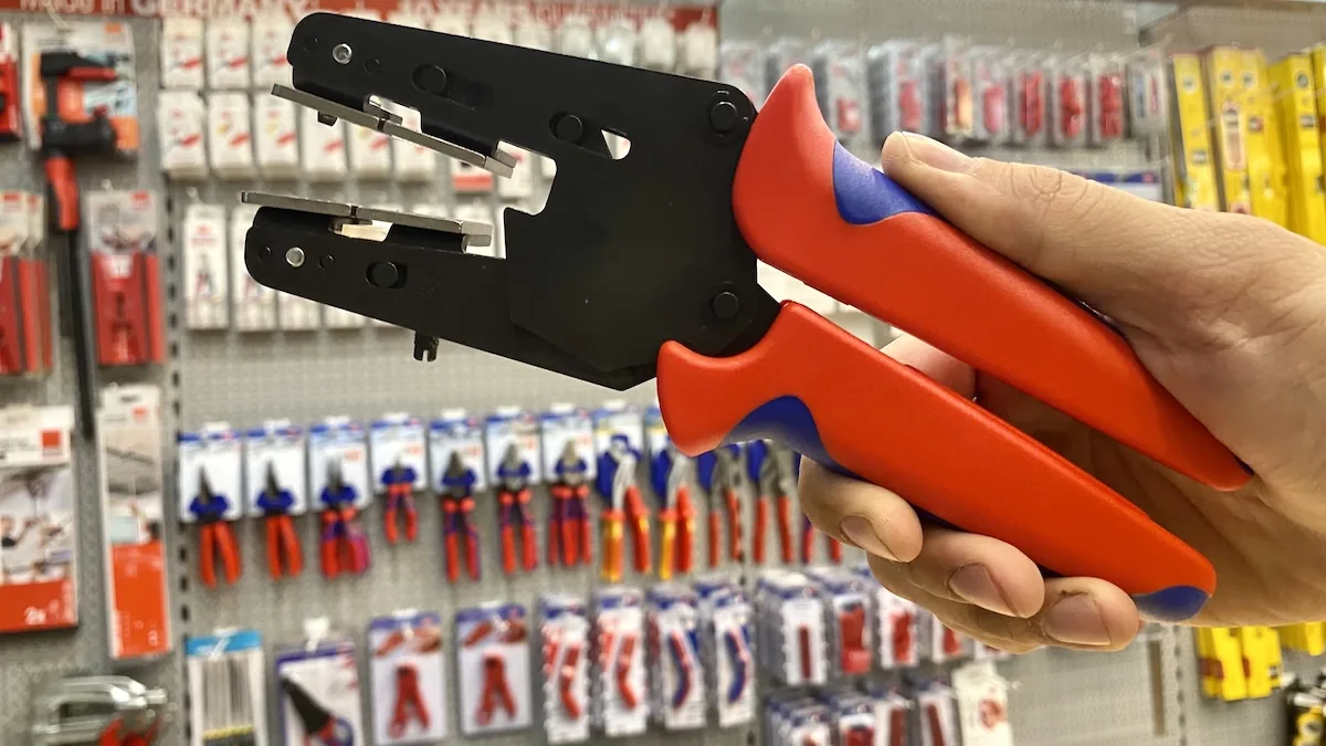 kim tuot day KNIPEX 12 12 06 2