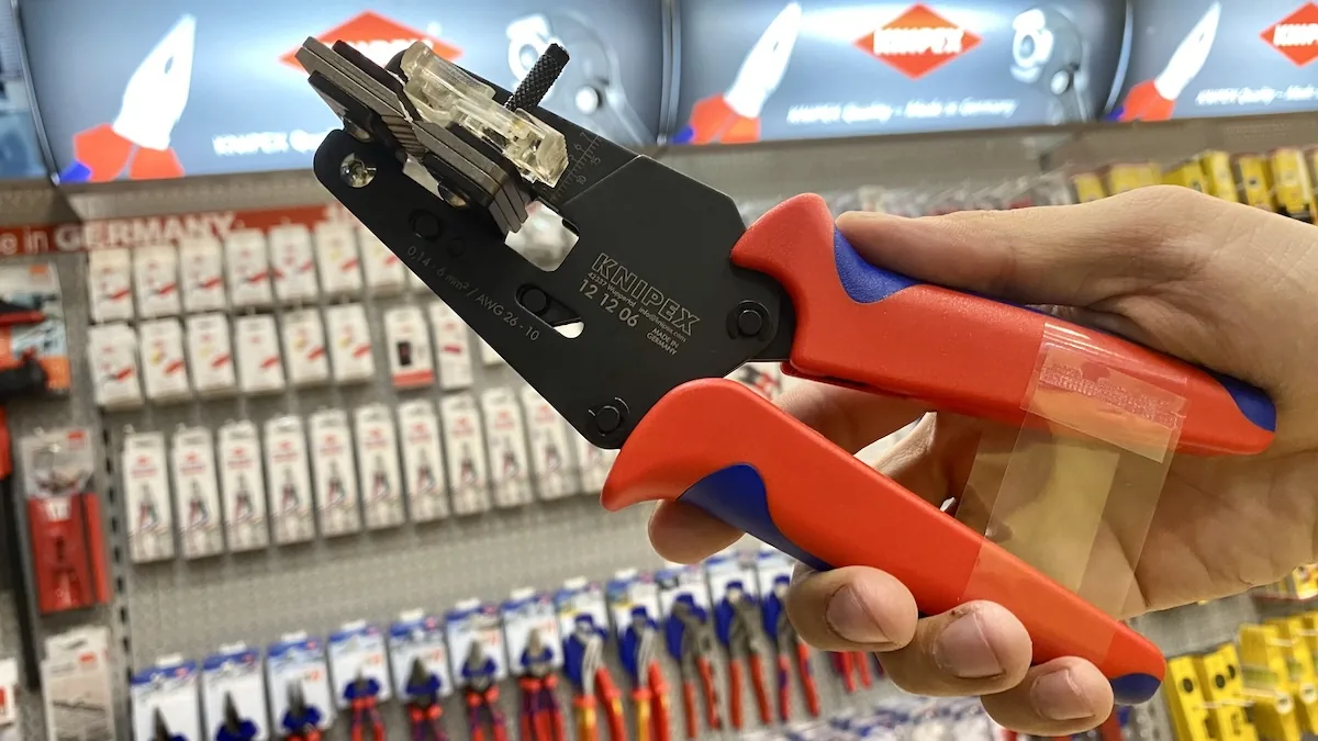 kim tuot day KNIPEX 12 12 06 3