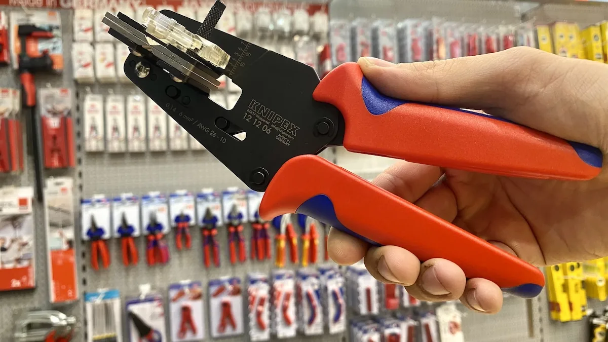 kim tuot day KNIPEX 12 12 06 4