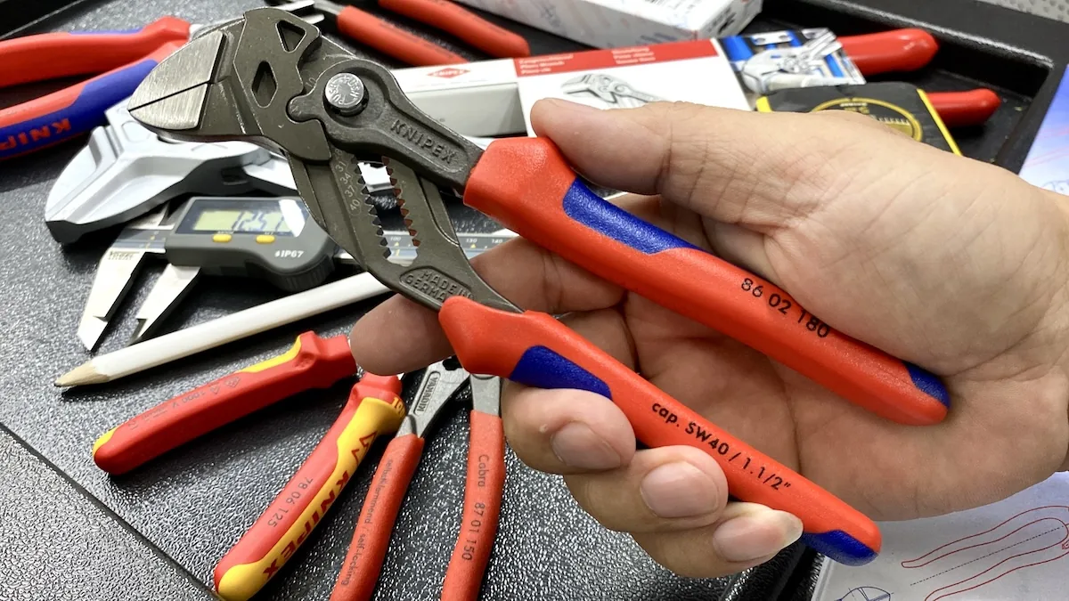 KNIPEX 86 02 180 8