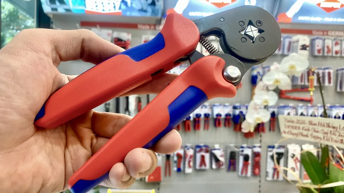 Knipex 97 53 04 7