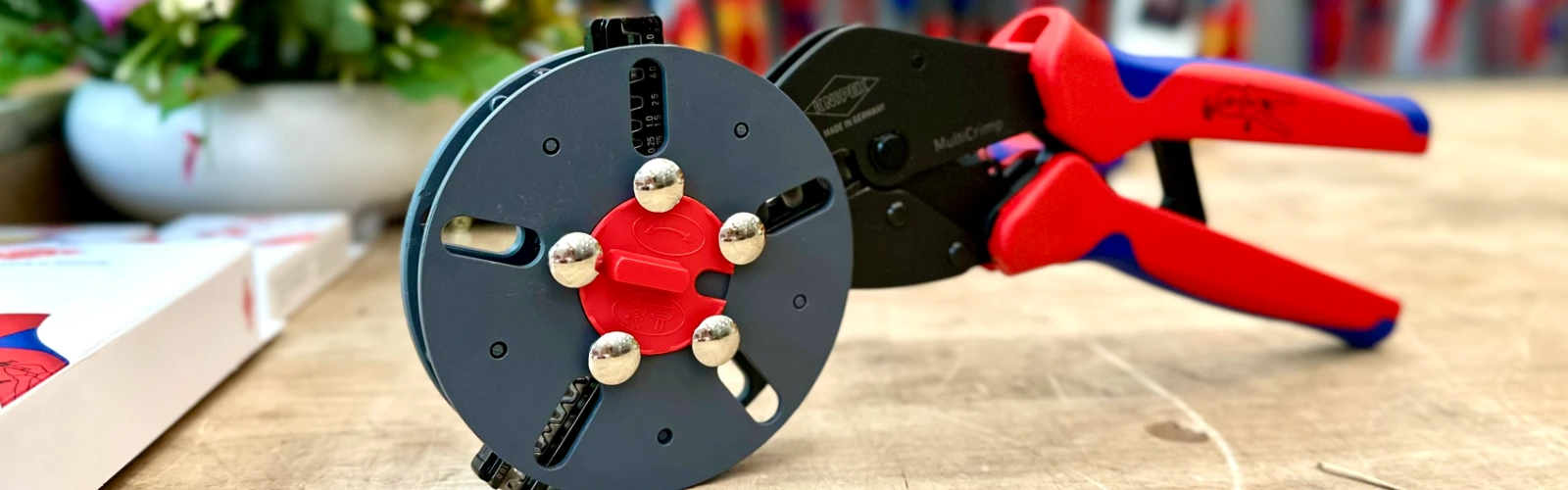 Kìm bấm cos Knipex 97 33 03 MultiCrimp